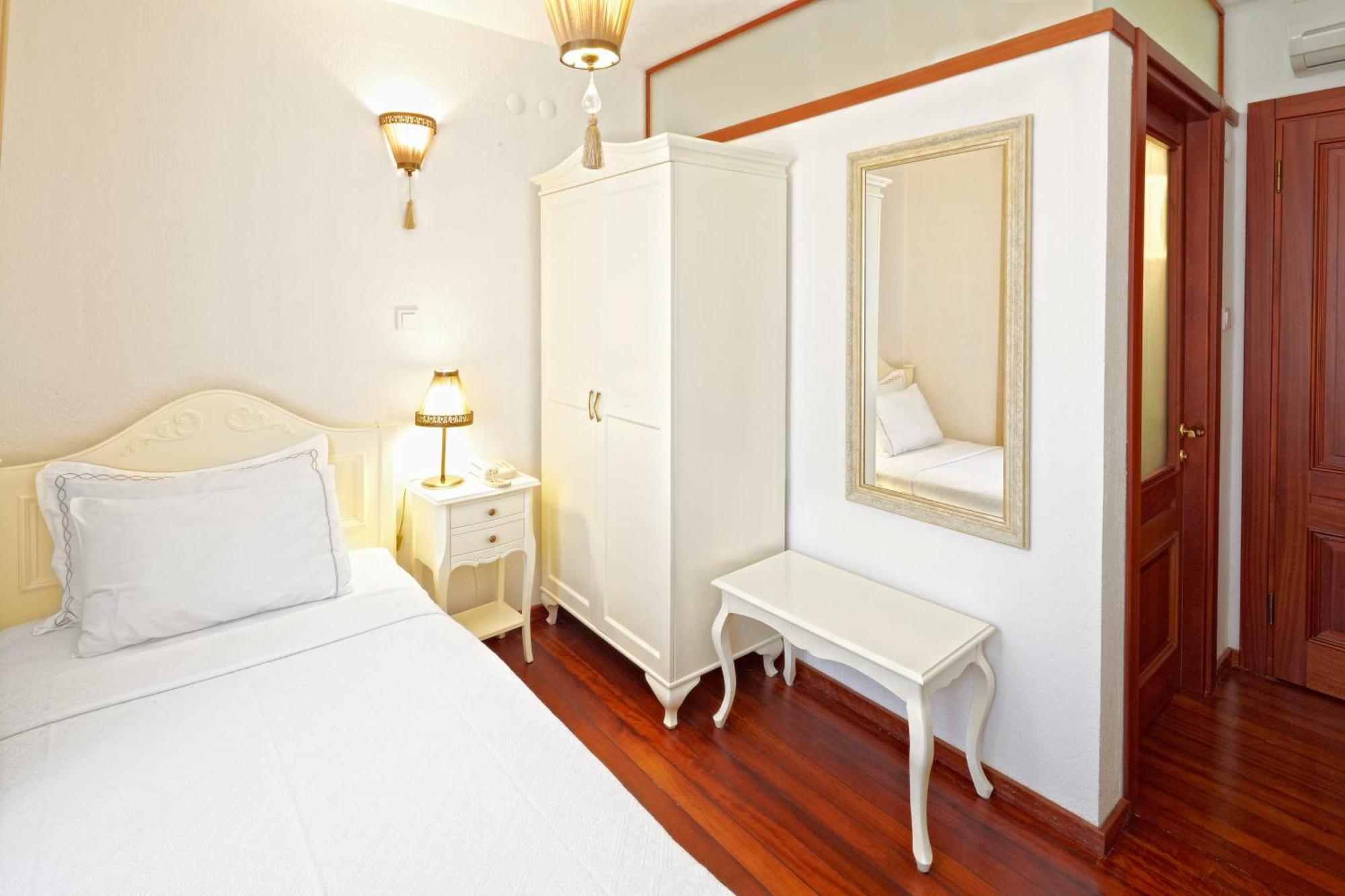 Ferahi Evler Hotel 3*
