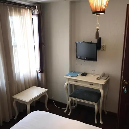 Hotel Ferahi Evler Ayvalı Exterior foto